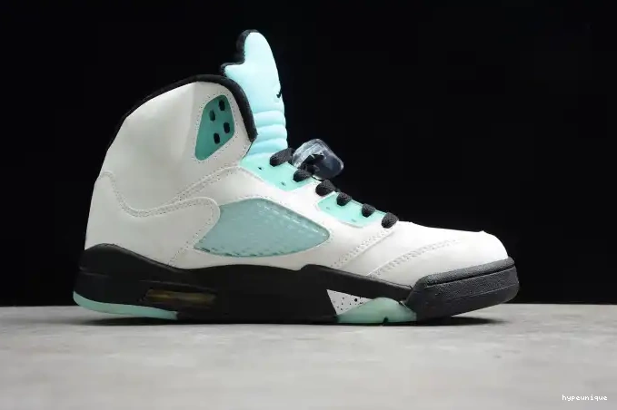 HYPE Air CN2932-100 5 Island Jordan Green 0614